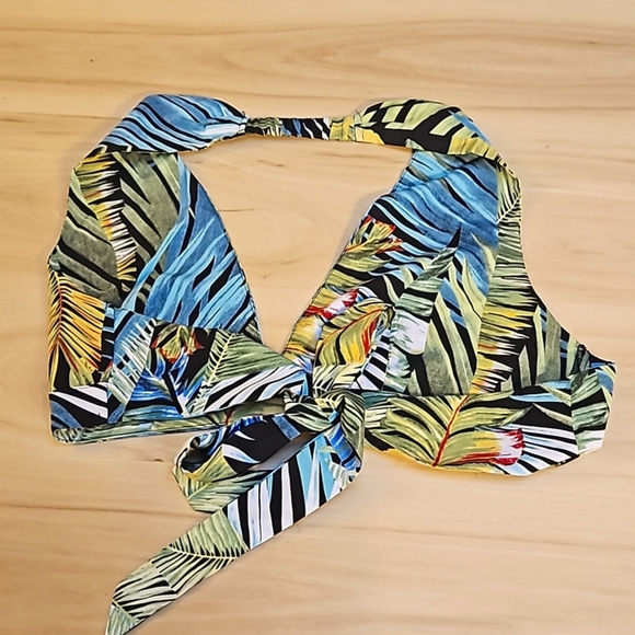 ALLEGRA K Wrap around tie in back top Sz. S - Picture 2 of 5